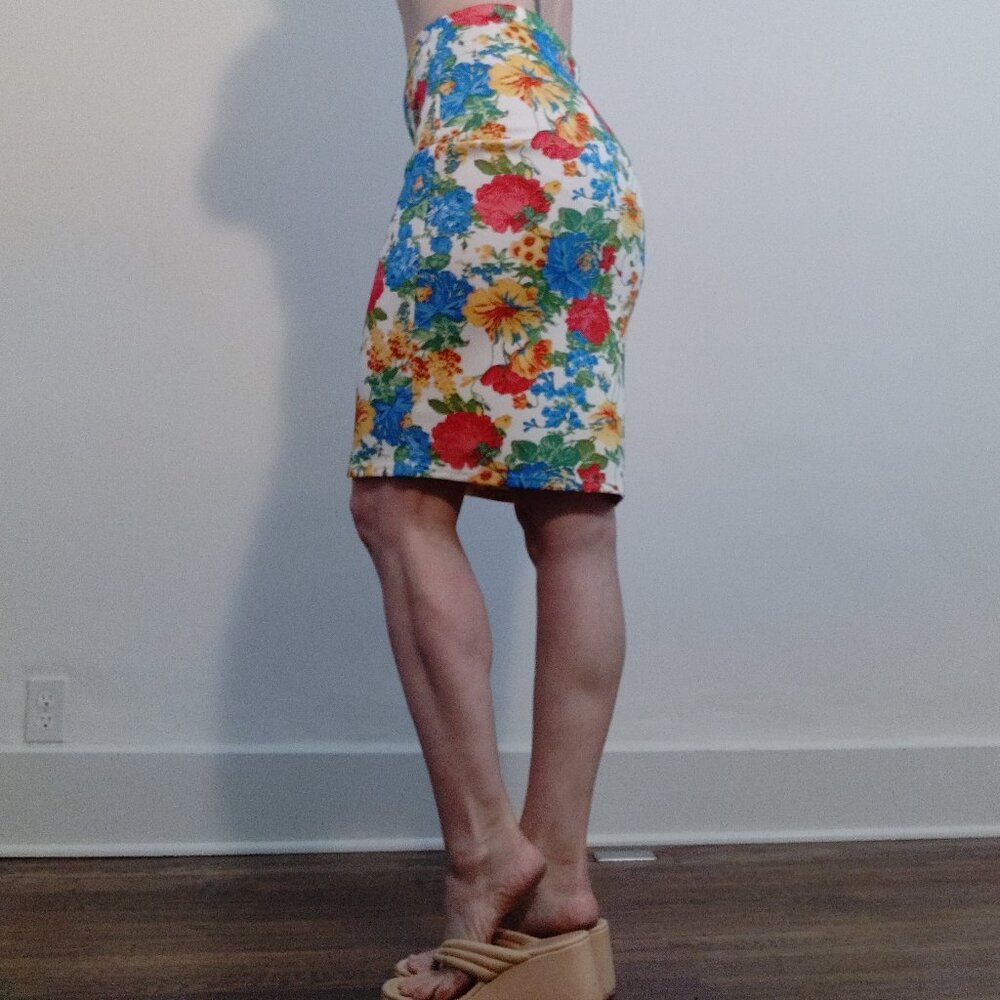 Boohoo Floral Pencil Skirt